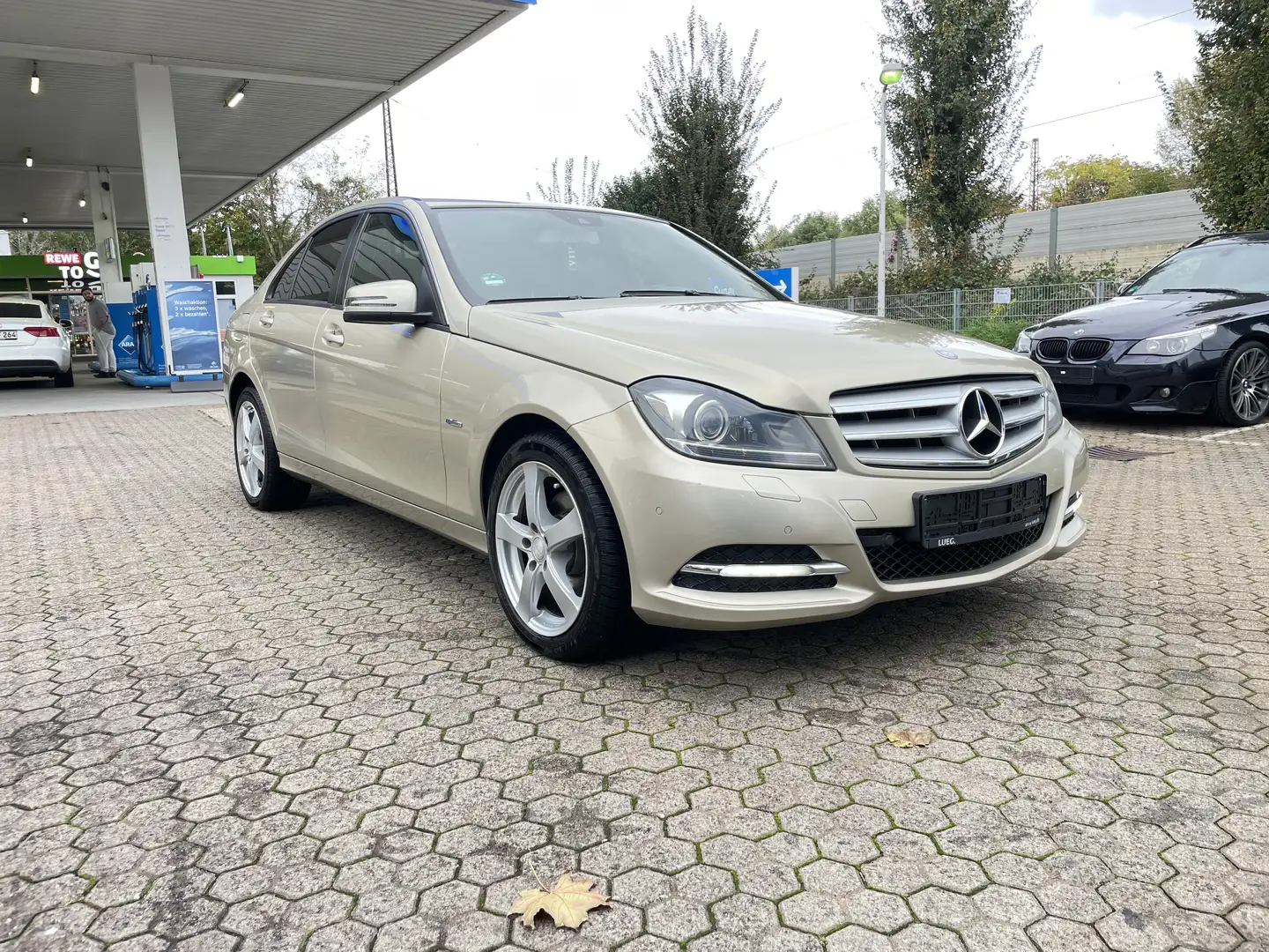 Mercedes-Benz C 200 C-Klasse (BlueEFFICIENCY) 7G-TRONIC Avantgarde Jaune - 1