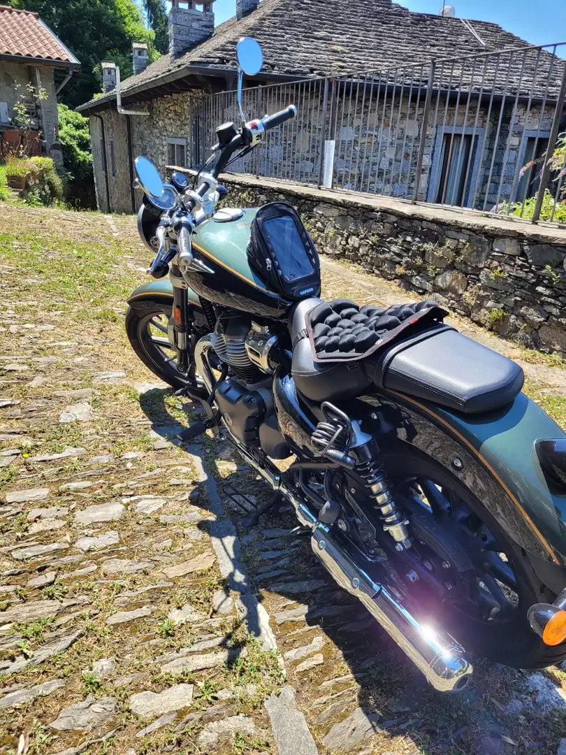 Royal Enfield Super Meteor 650 Nero - 1