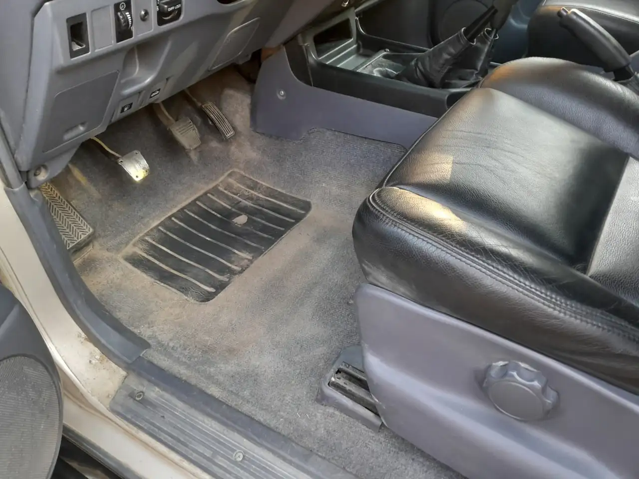 Toyota Land Cruiser kzj90 3p 3.0 Standard, foto 7