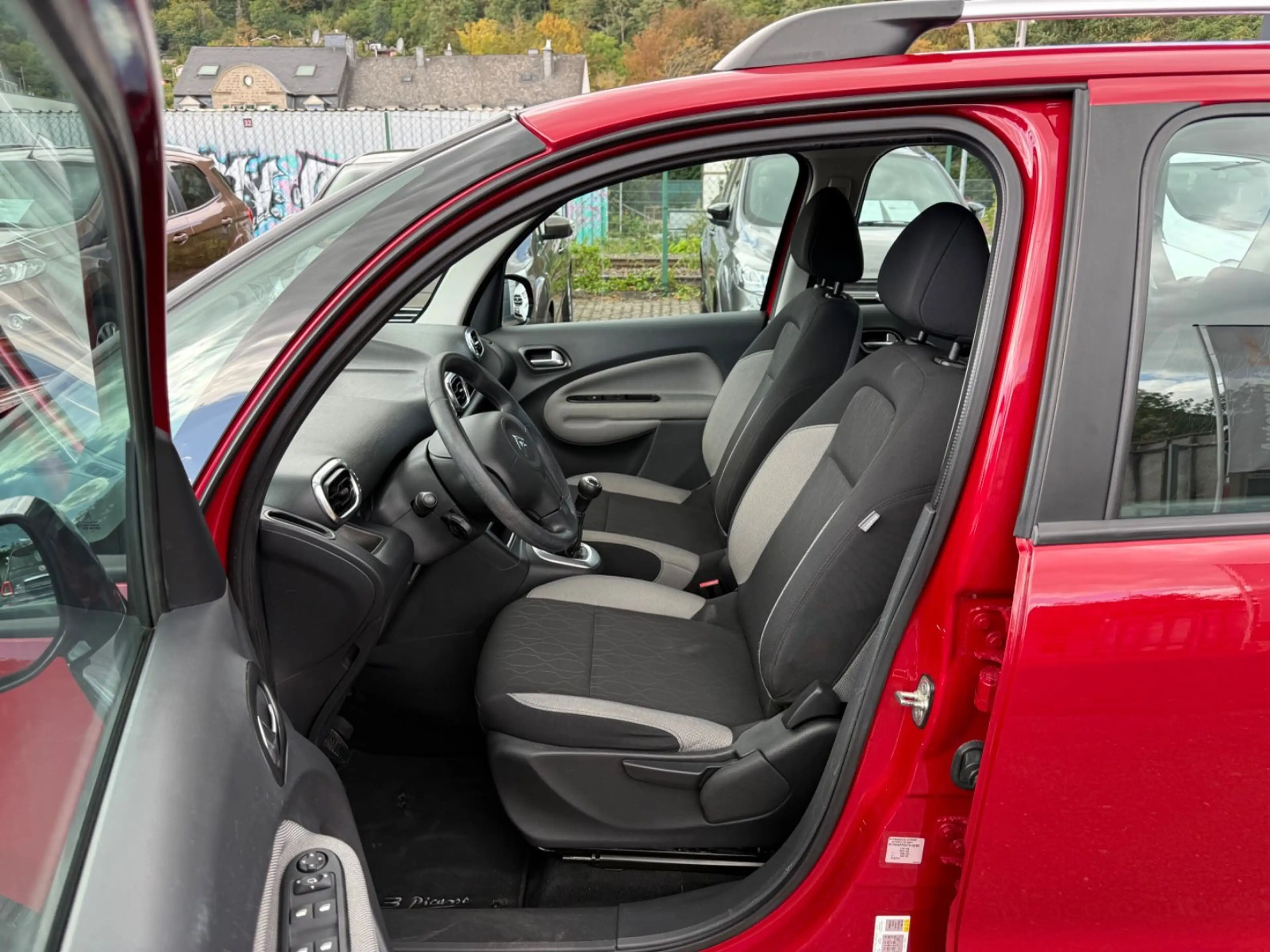 Citroen C3 Picasso! TÜV bis 08/2028! Tempomat! — photo 9