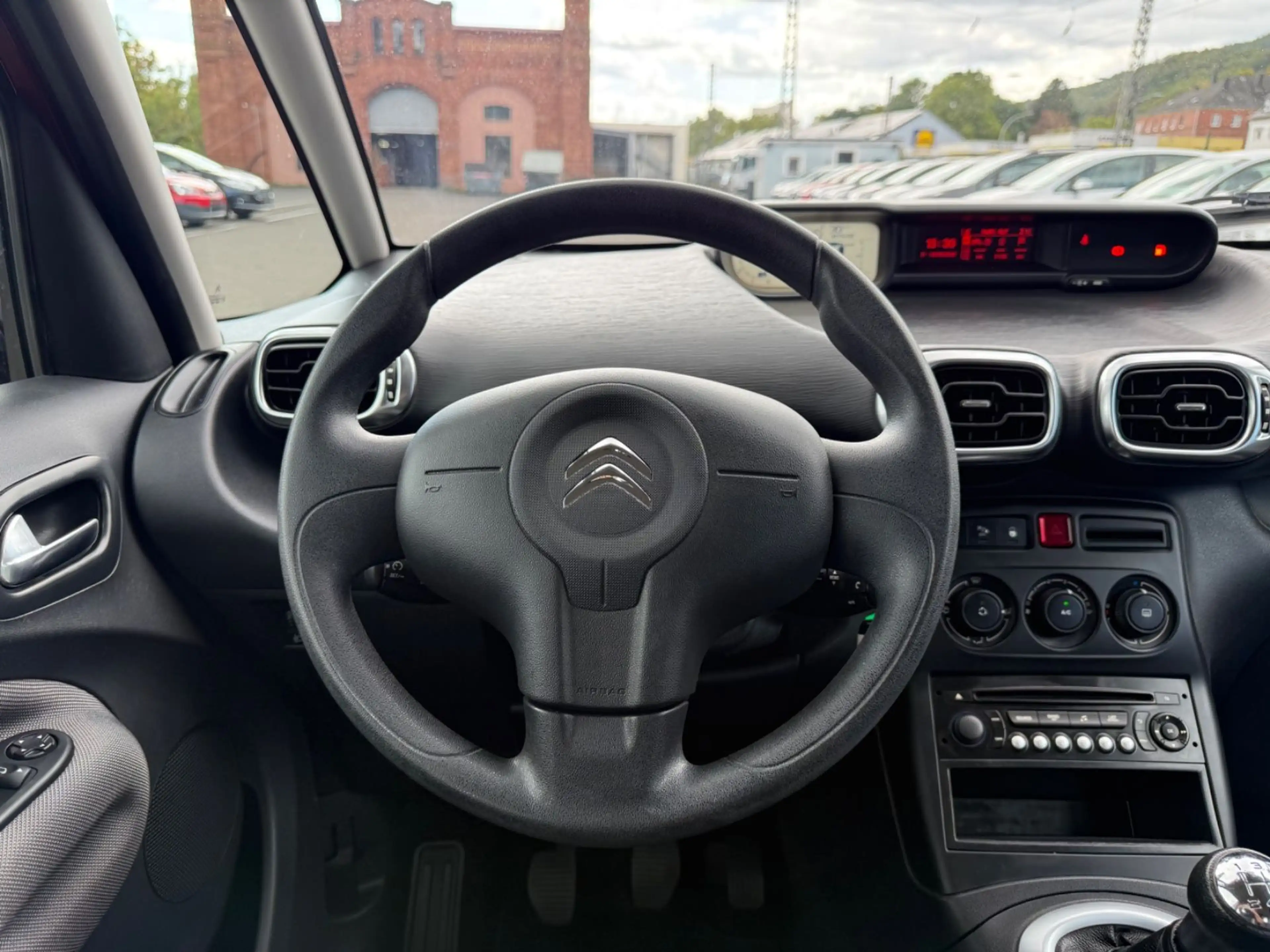 Citroen C3 Picasso! TÜV bis 08/2028! Tempomat! — photo 12