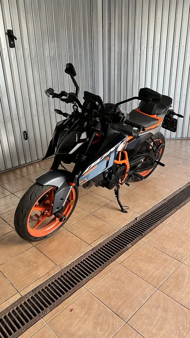 KTM 390 Duke Trackpack, Quickshift+, Grafiche, Tamponi Blu/Azzurro - 1