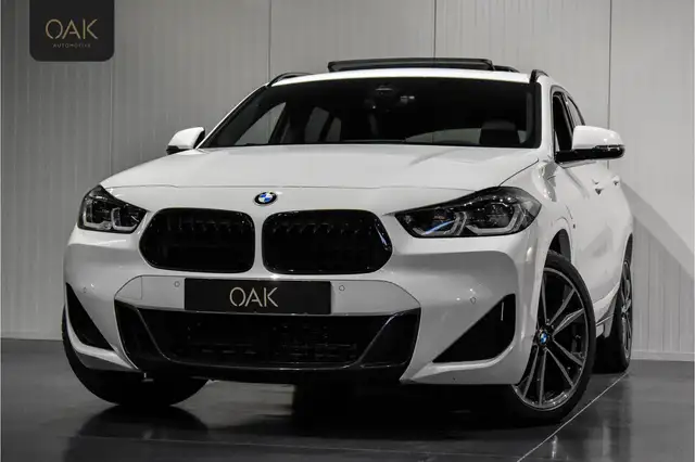 BMW X2 xDrive25e | M-Sport | Navi | Panorama | Leder | Me