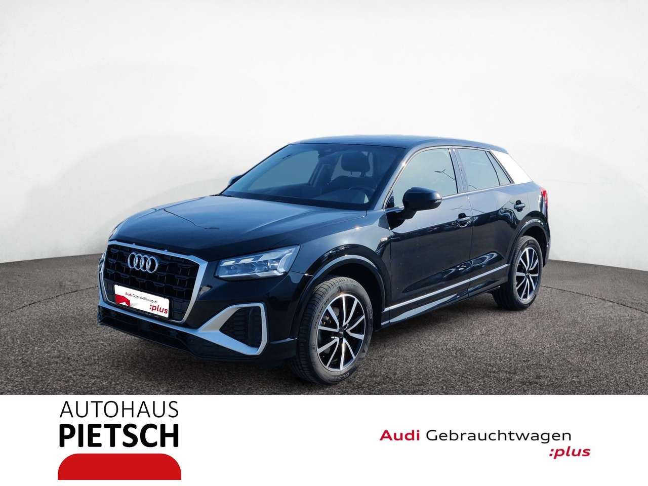 Audi Q2 2021 — 30 TFSI S line Matrix Kamera Park-Paket