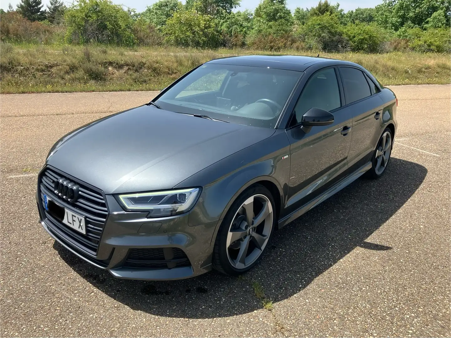 Audi A3 A3 Sportback 40 TFSI Black line quattro S tronic Gris - 1