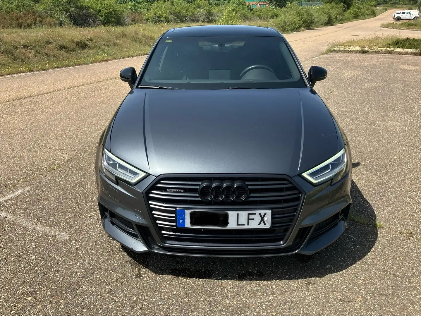 Audi A3 A3 Sportback 40 TFSI Black line quattro S tronic Gris - 2