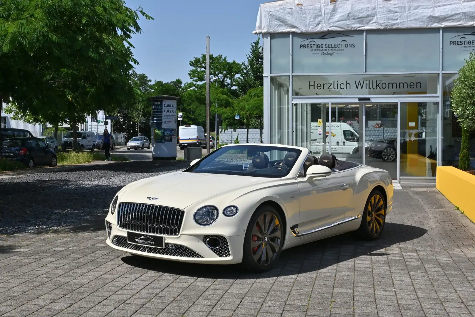 Bentley Continental GTC GTC V8 Azure/Voll!Neuwagen mit TZ!Einzelstück! Weiß - 1