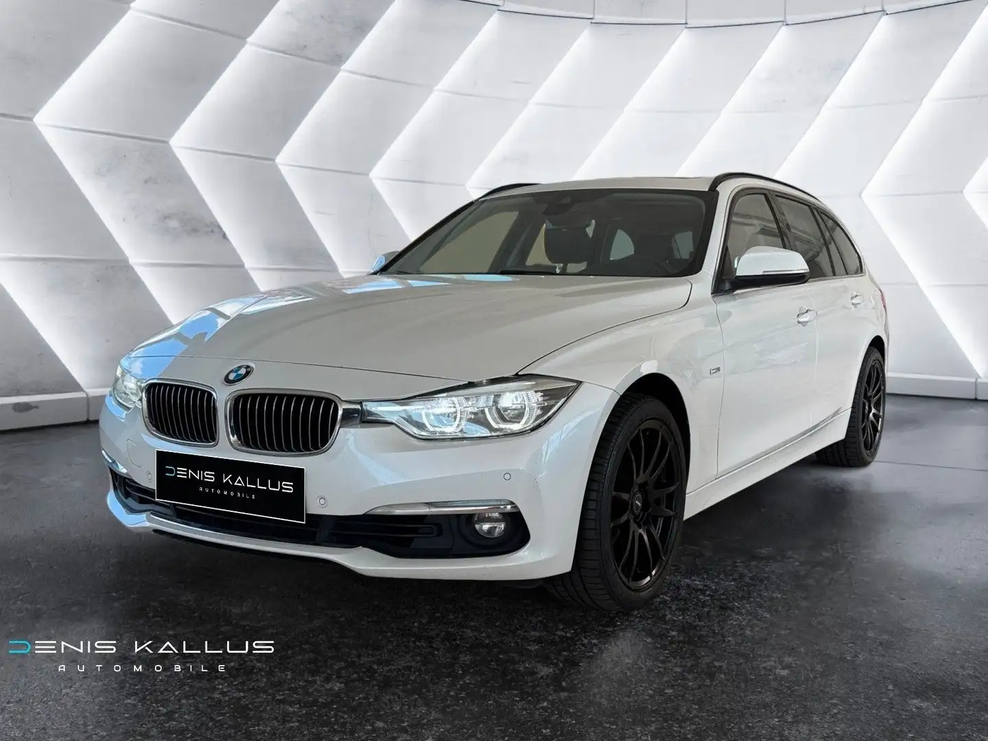 BMW 330 d Touring xDrive Luxury Line/GuterZustand Weiß - 1