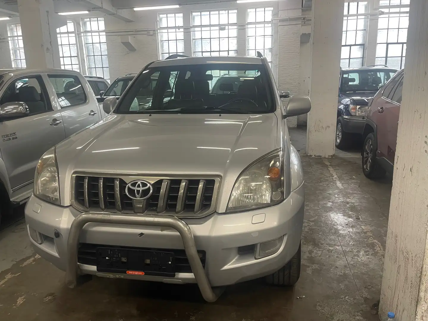 Toyota Land Cruiser 3.0 Turbo D-4D VIP Gris - 1