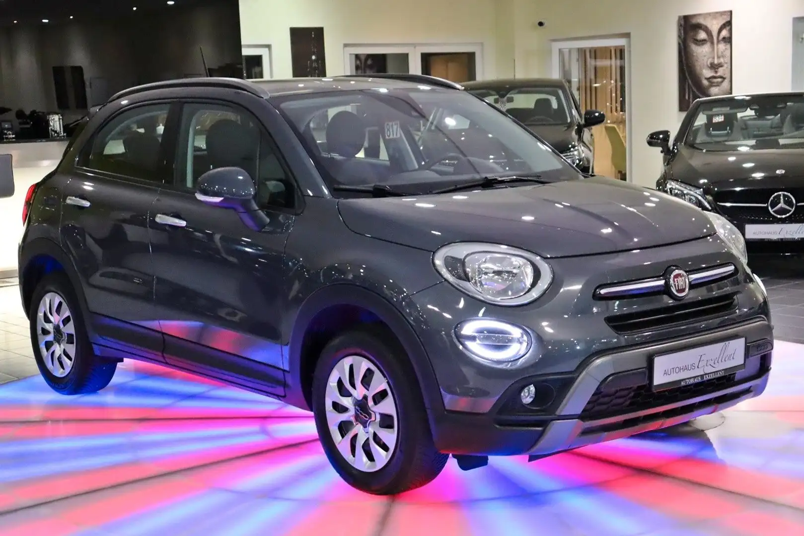 Fiat 500X Cross Automatik*PDC*LEDER*LED*TEMPOMAT*MFL* Grau - 2