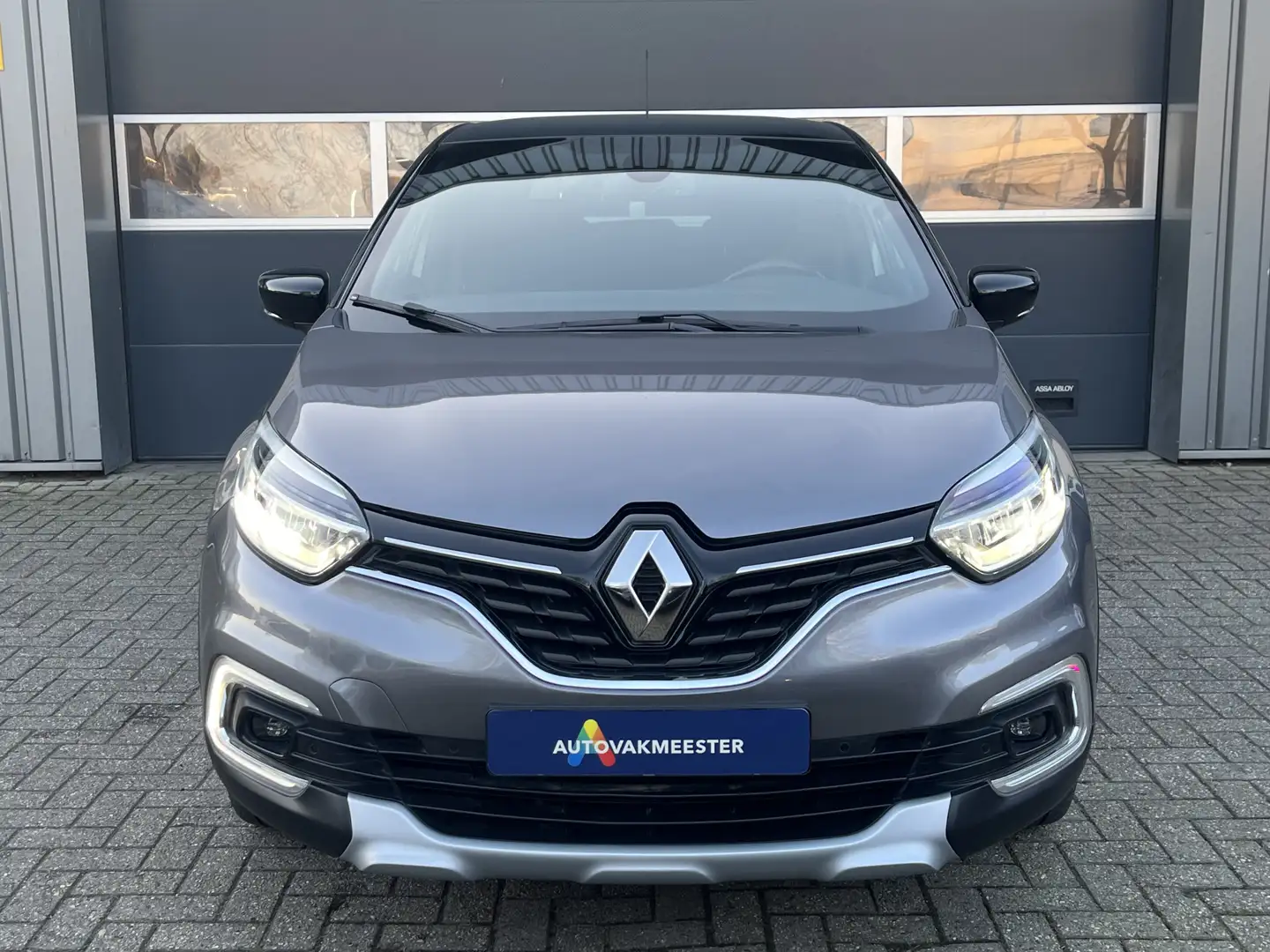 Renault Captur 1.3 TCe Red Edition | Pano | Navi | Alcantara/Lede Gris - 2