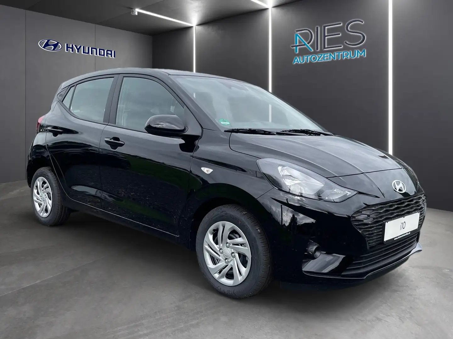 Hyundai i10 1.0 Select Navi*Kam.*PDC*DynLicht*FLA*SpurH Negro - 2