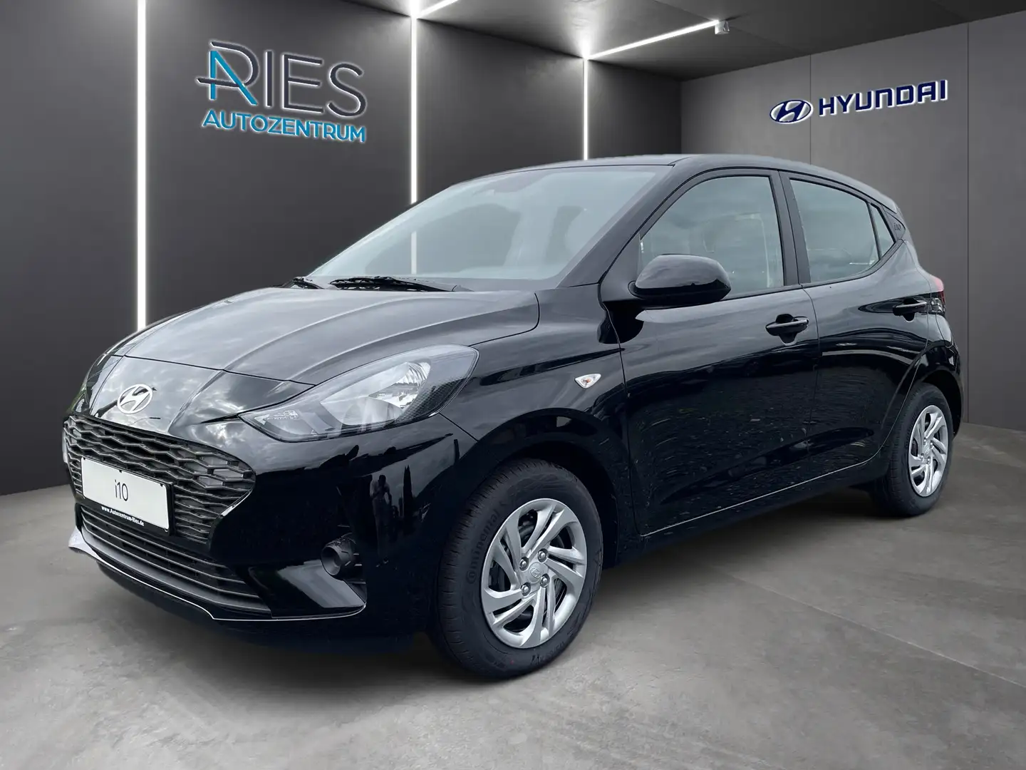 Hyundai i10 1.0 Select Navi*Kam.*PDC*DynLicht*FLA*SpurH Negro - 1