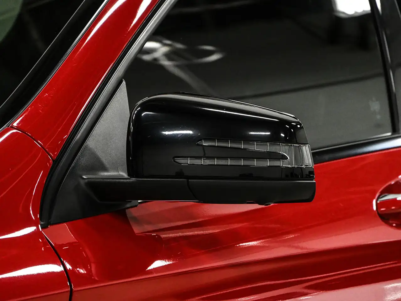 Mercedes-Benz GLA снимка Mercedes-Benz GLA
