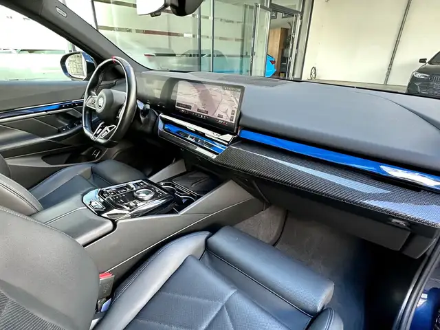 BMW i5 view 14