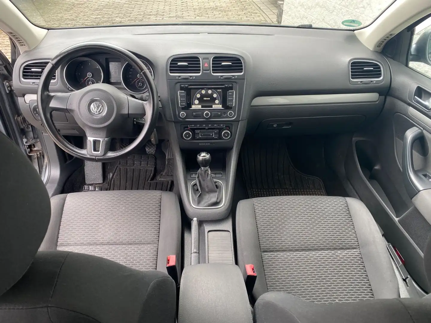Volkswagen Golf VI Variant 1.6 TDI Klima Navi SHZ PDC Grau - 2