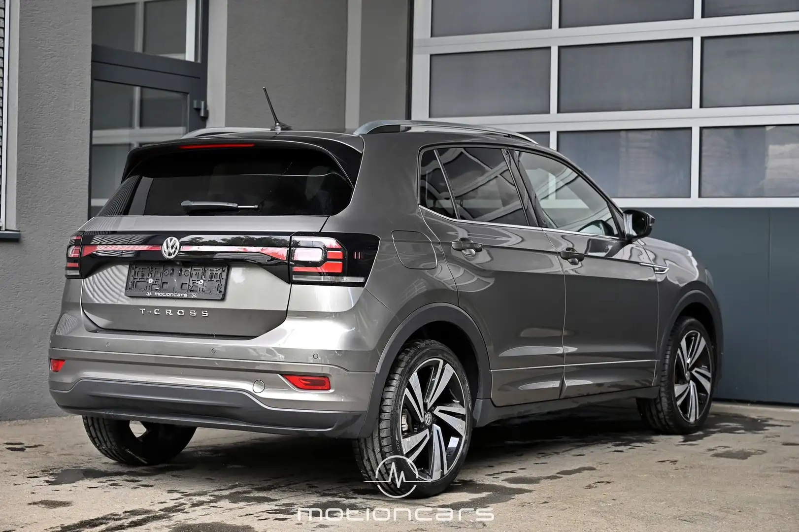 Volkswagen T-Cross 1.0 TSI Style R-Line Pickerl NEU Szary - 2