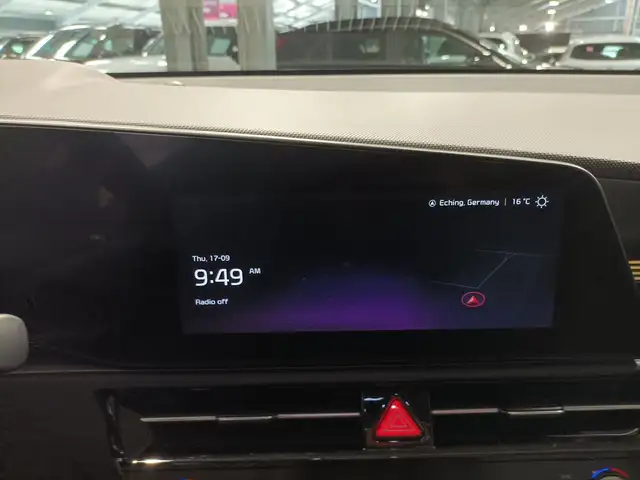 Kia E-Niro view 11