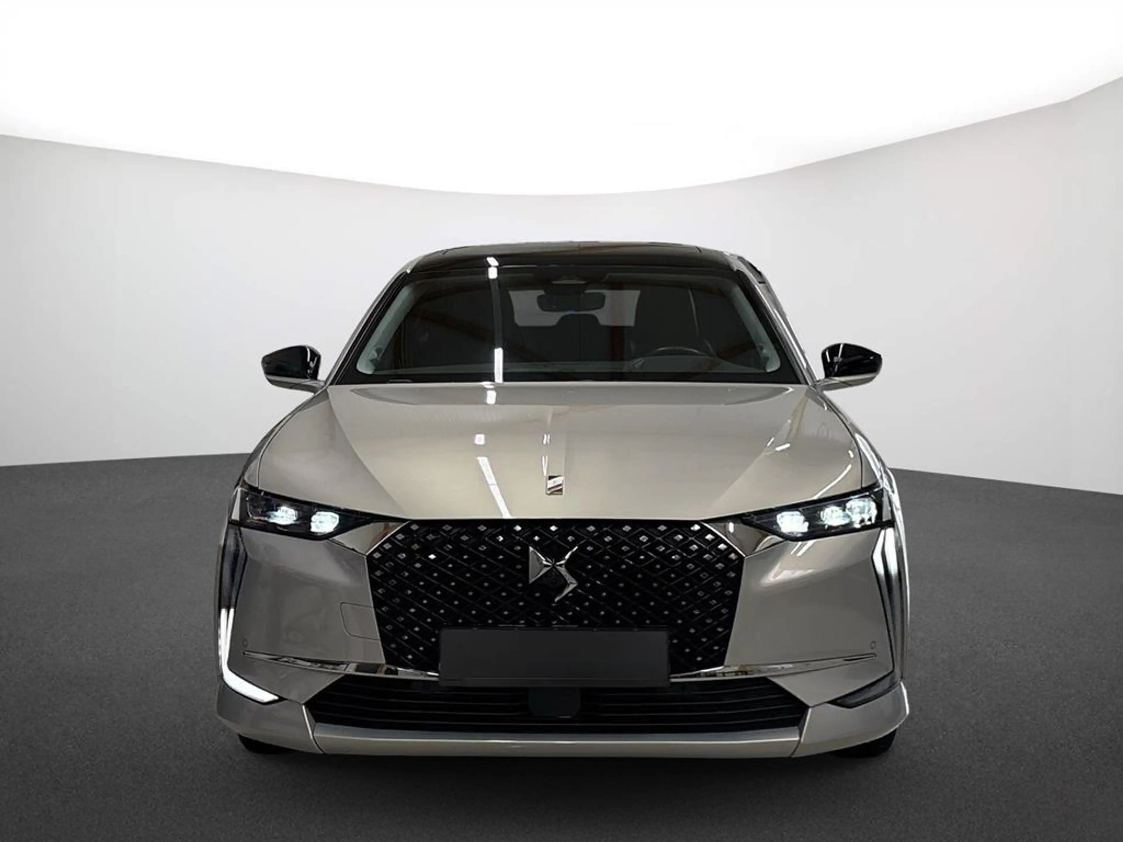 DS Automobiles DS 4 DS4 E-Tense Hybrid 225 Rivoli — photo 2
