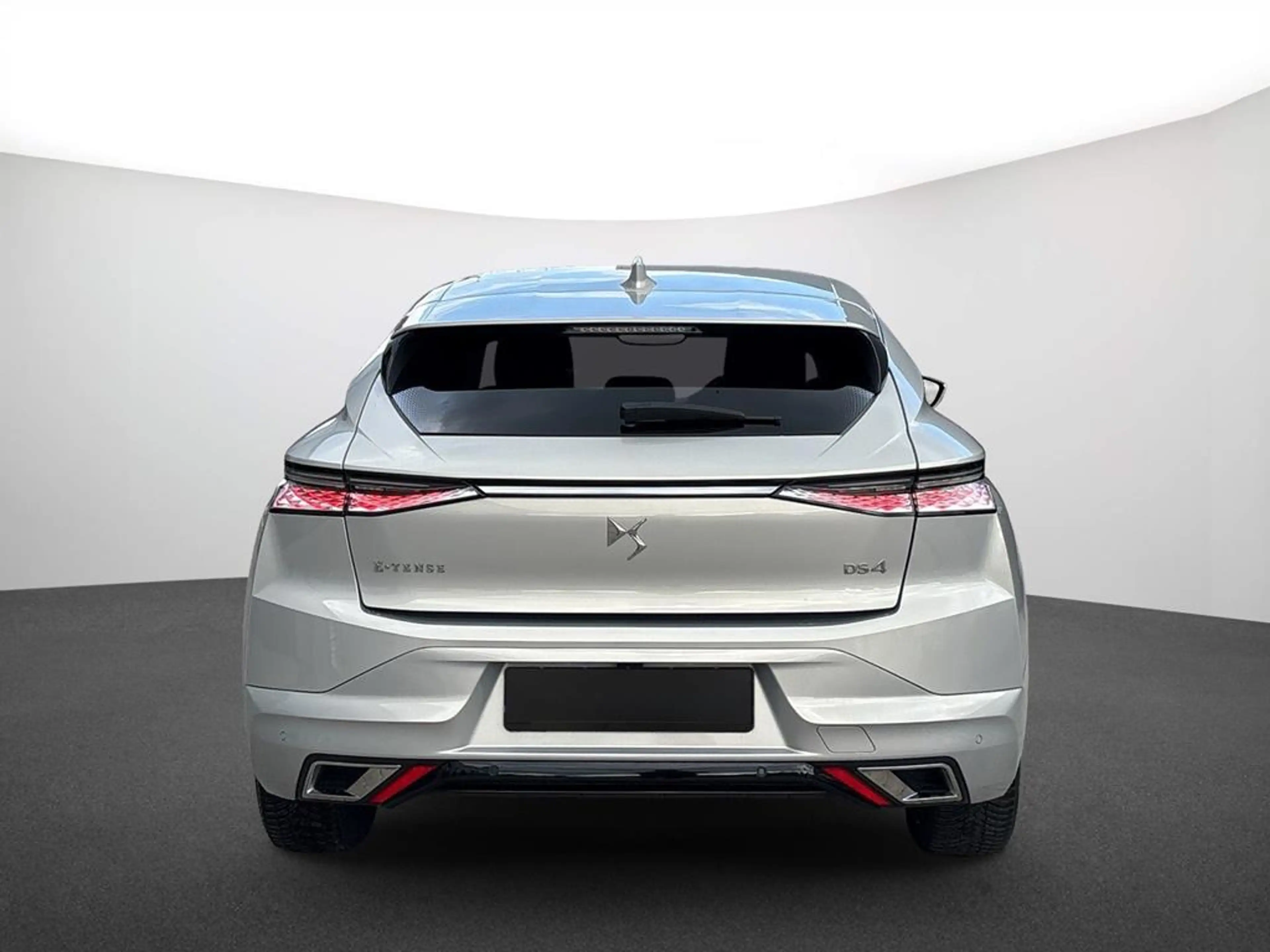 DS Automobiles DS 4 DS4 E-Tense Hybrid 225 Rivoli — photo 3