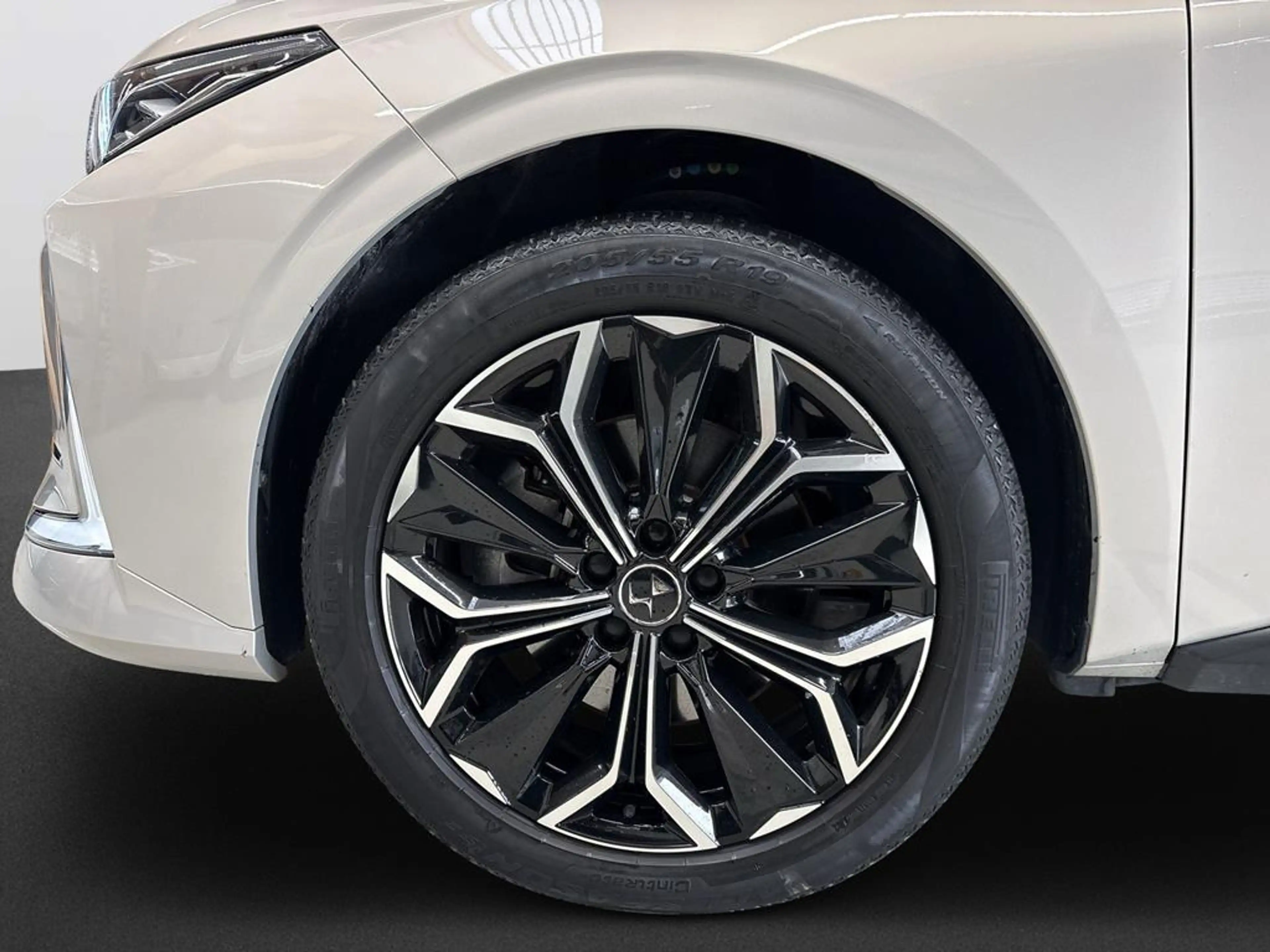 DS Automobiles DS 4 DS4 E-Tense Hybrid 225 Rivoli — photo 8