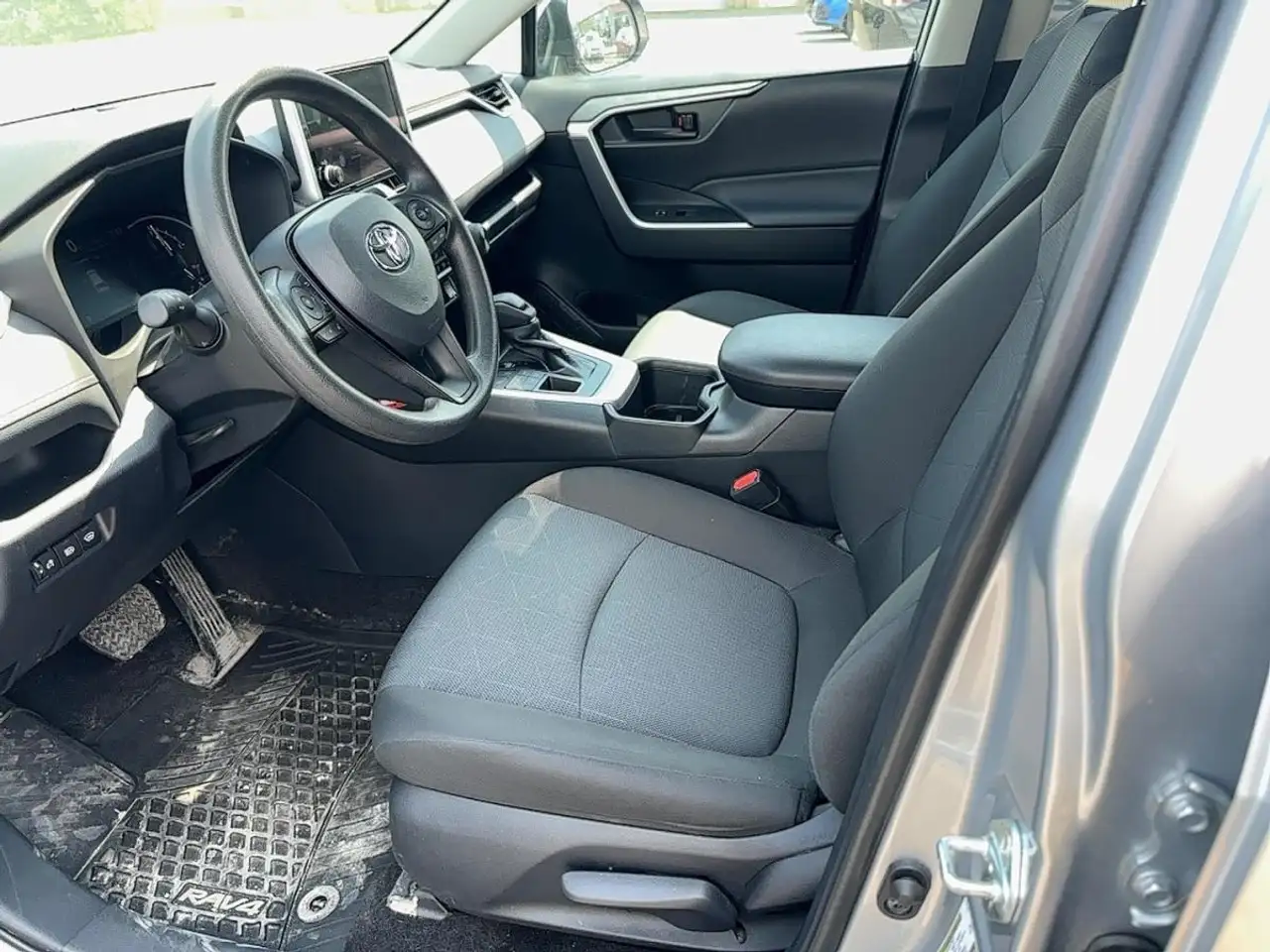 Toyota RAV 4 photo Toyota RAV 4