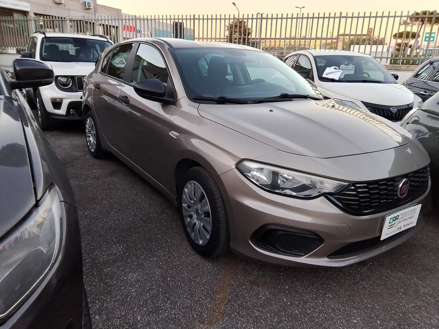 Fiat Tipo Tipo 5p 1.4 Easy 95cv Oro - 2