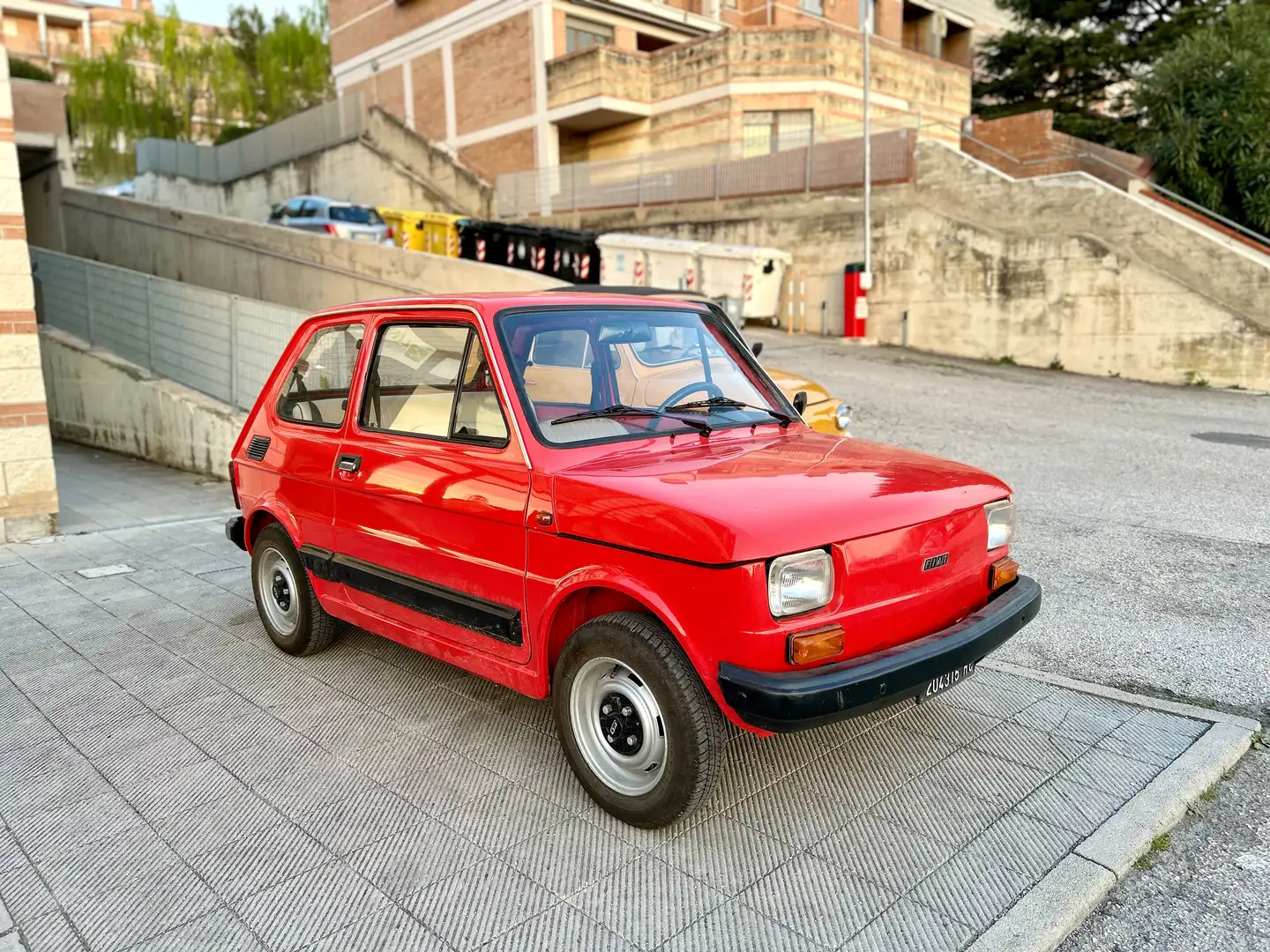 Fiat 126 126 650 Personal 4 crvena - 1