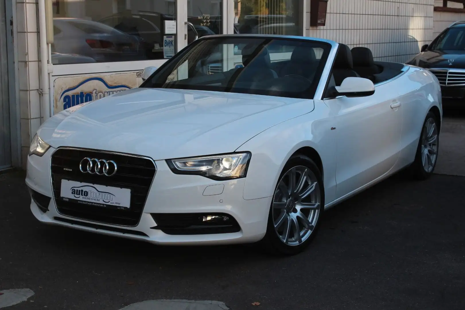 Audi A5 Cabriolet 3.0 TFSI quattro S-Line Leder*Xenon Weiß - 2