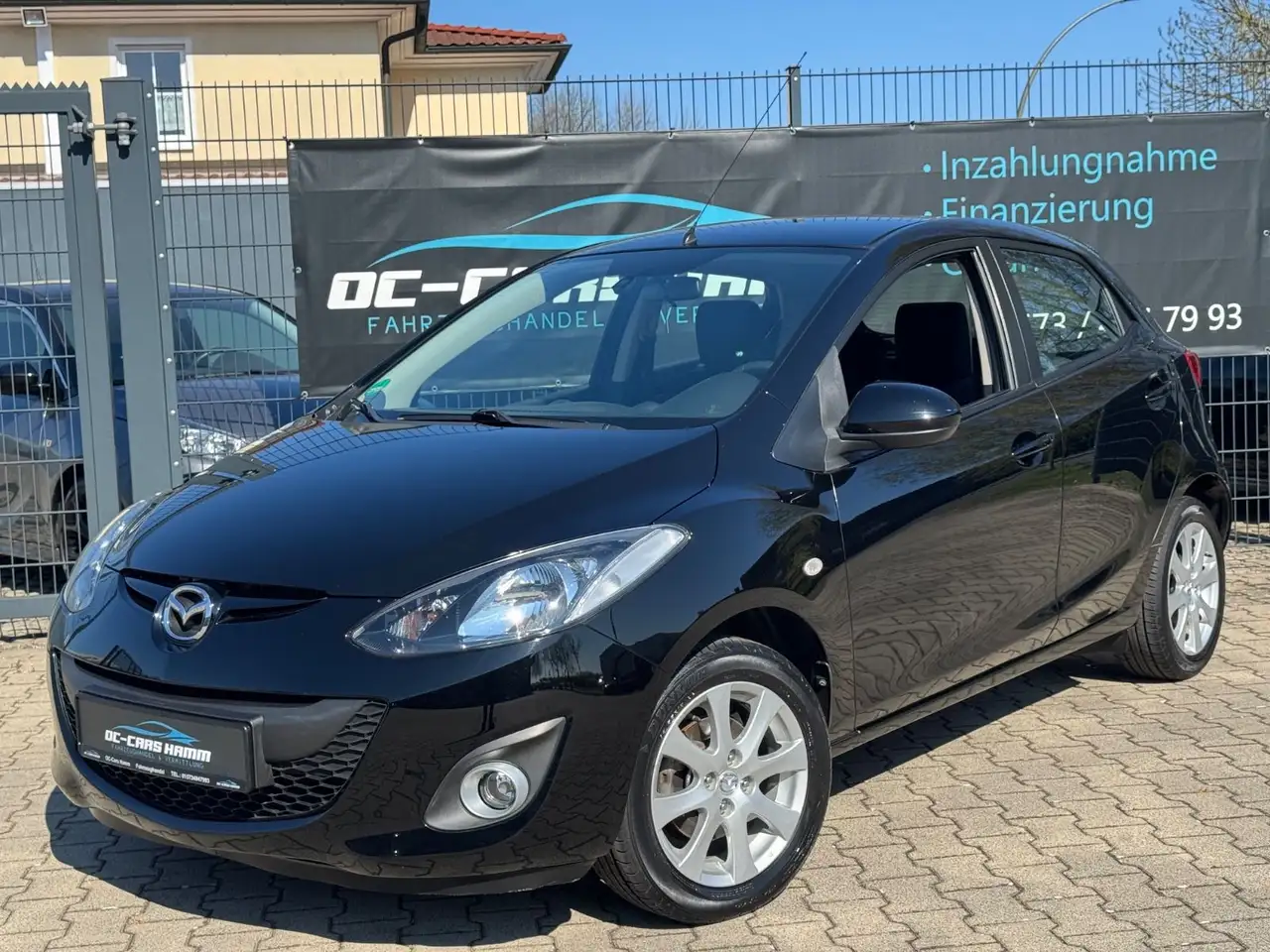 Mazda 2