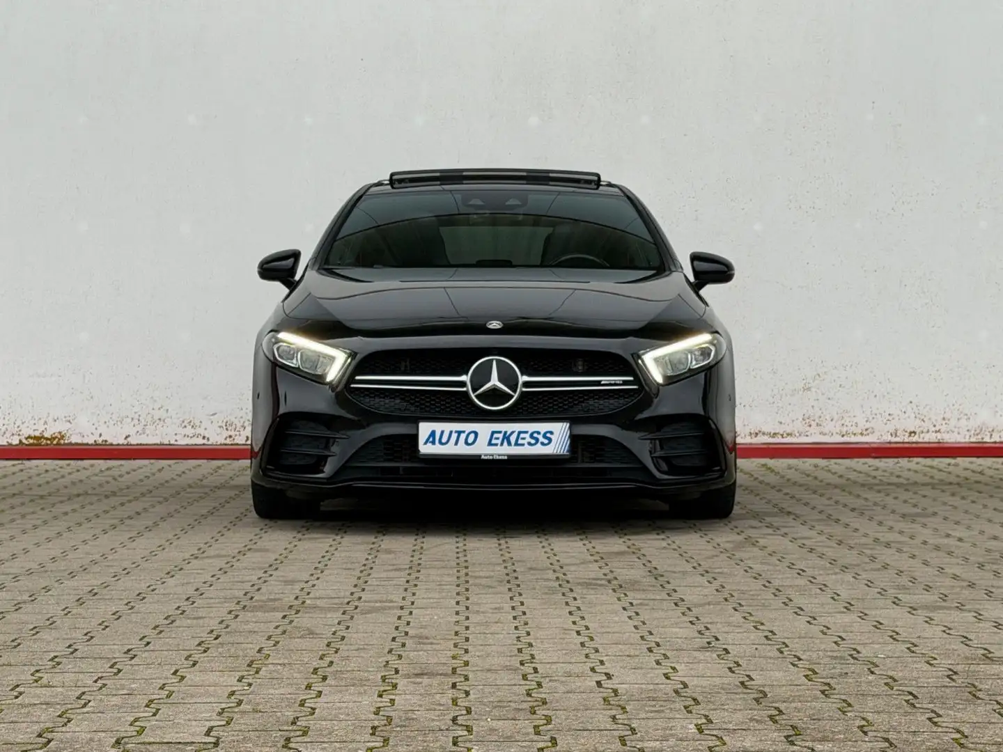 Mercedes-Benz A 35 AMG 4Matic ACC*Burmester*Night-Paket*PANO Schwarz - 2