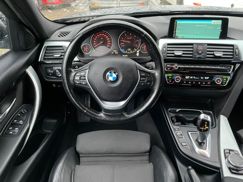 BMW 330 d *Sport Line LED Navi Leder NBT Head up* — photo 14
