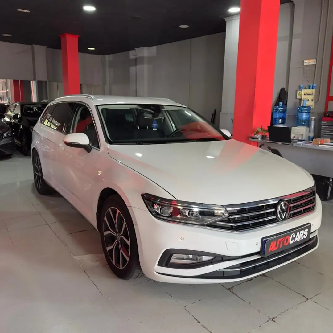 Volkswagen Passat Variant 2.0TDI EVO Executive DGS7 110kW Blanco - 1