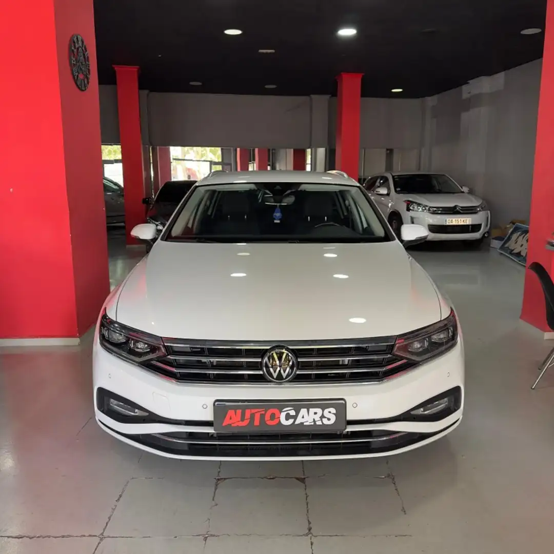 Volkswagen Passat Variant 2.0TDI EVO Executive DGS7 110kW Blanco - 2