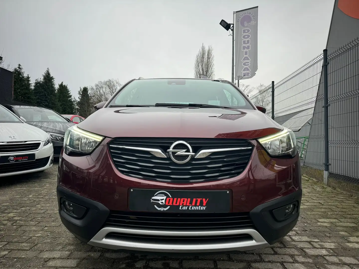 Opel Crossland X 1.2i  79000KM euro6b garantie Rouge - 2
