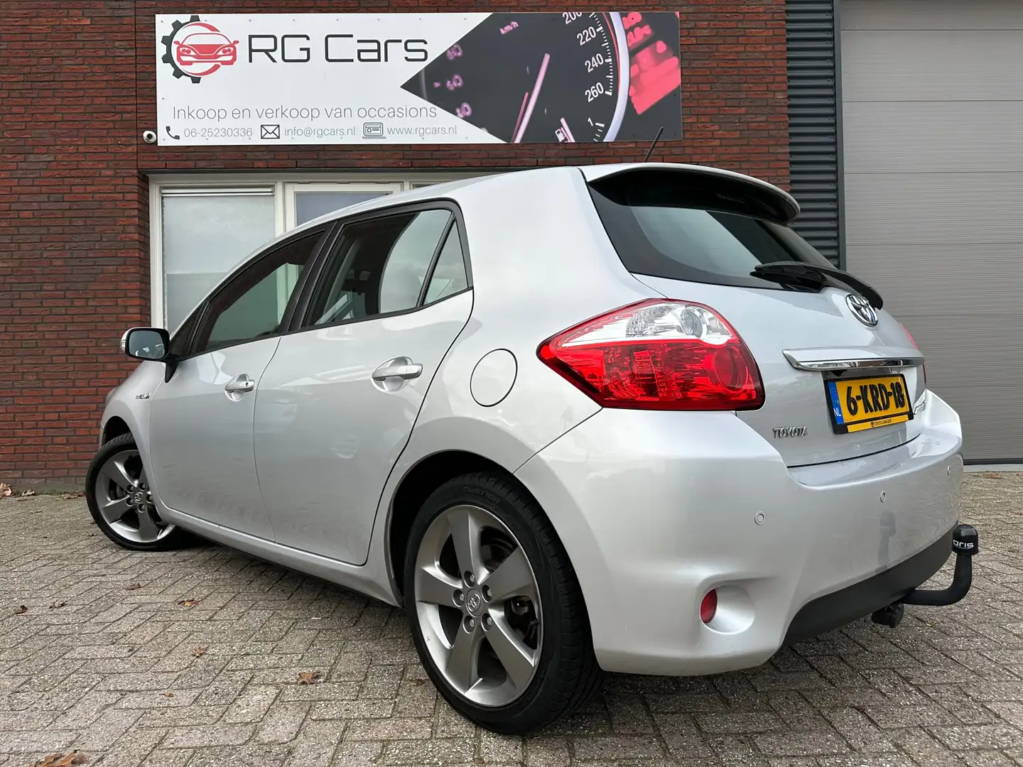 Toyota Auris 1.8 Full Hybrid Dynamic Business / Camera / Navi / Gris - 2