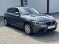 BMW 118 i Lim. 5-trg. Navi SHZ Schiebedach1.Hand AHK Grau - thumbnail 2
