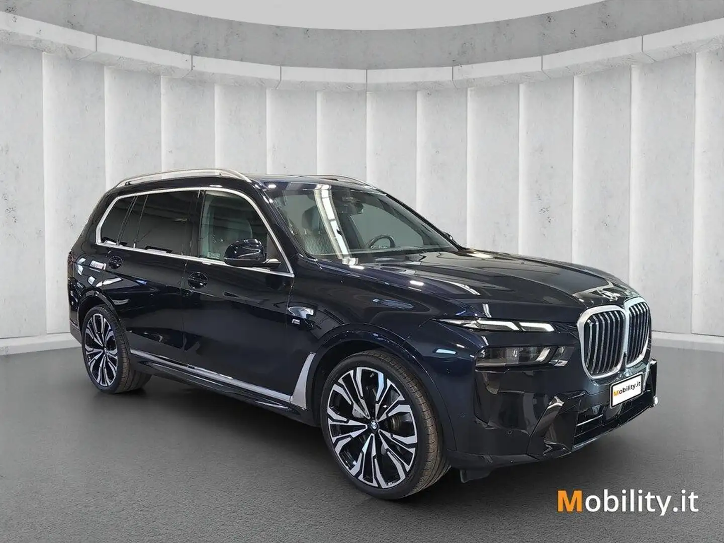 BMW X7 xdrive40d mhev 48V auto 7p.ti Nero - 2