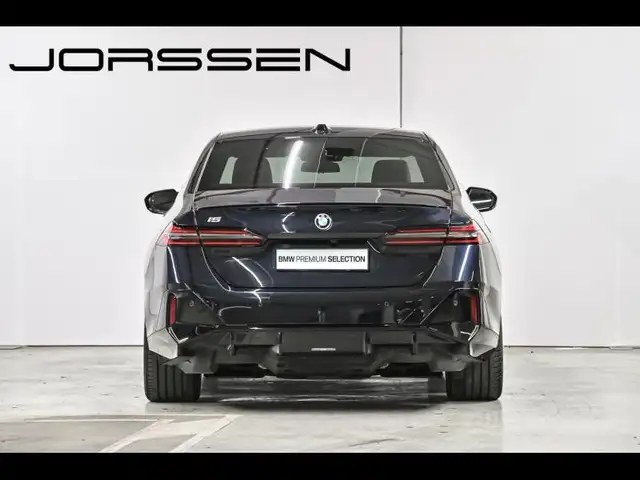 BMW I5 view 4