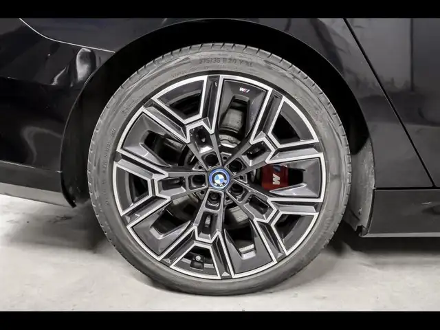 BMW I5 view 6