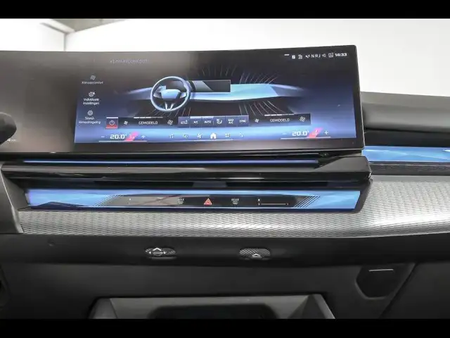 BMW I5 view 12