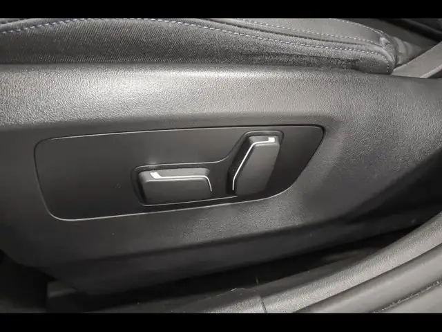 BMW I5 view 20