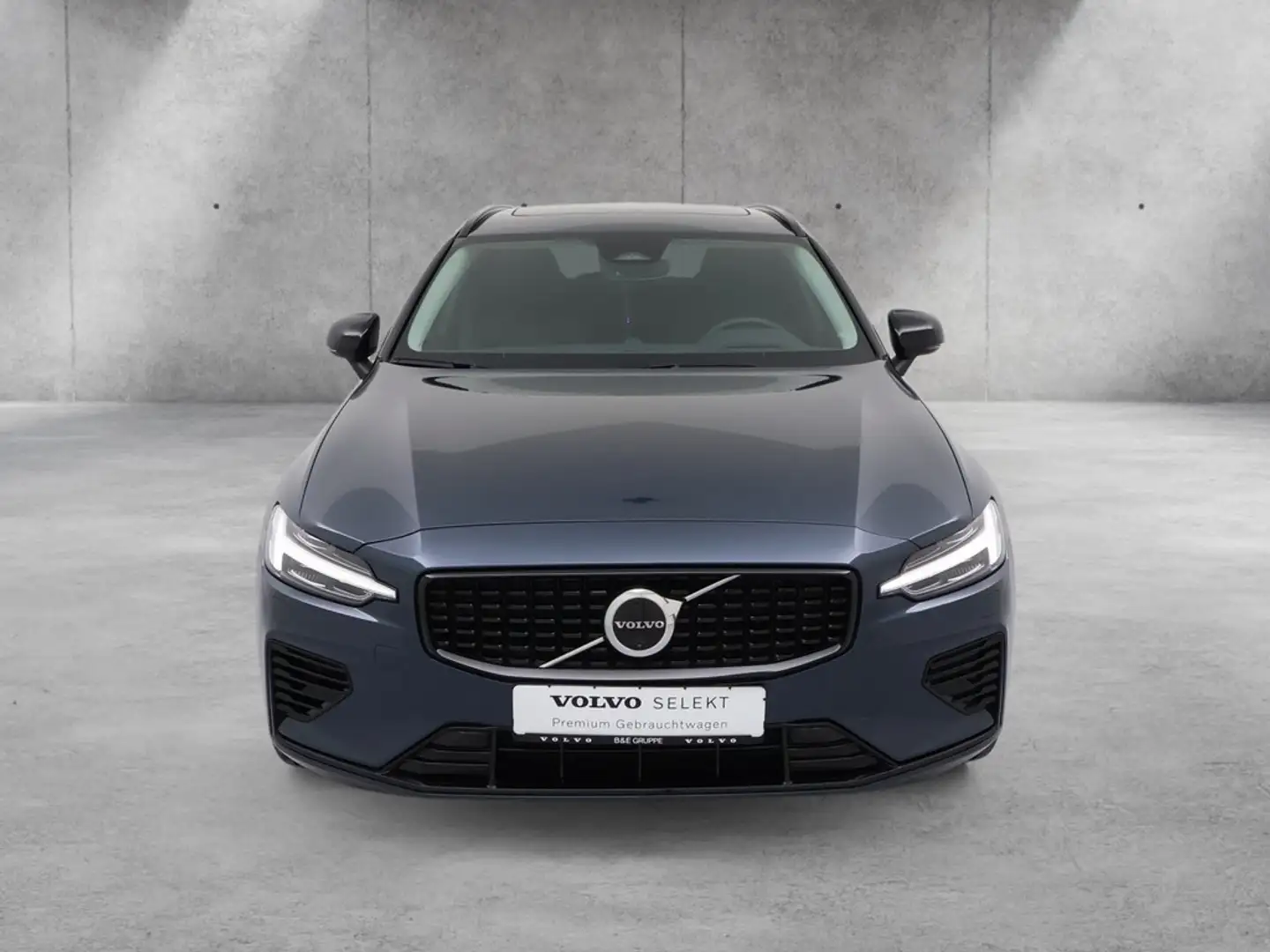 Volvo V60 T6 Ultra Dark Plug-In Hybrid AWD HUD 360° Blau - 2