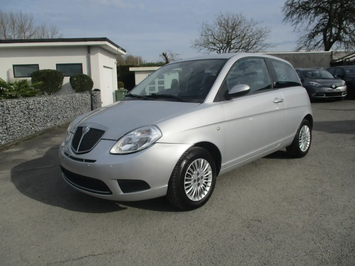 Lancia Ypsilon Y 1.2 8v Airco/Gekeurd/Garantie/119.000km Grijs - 1