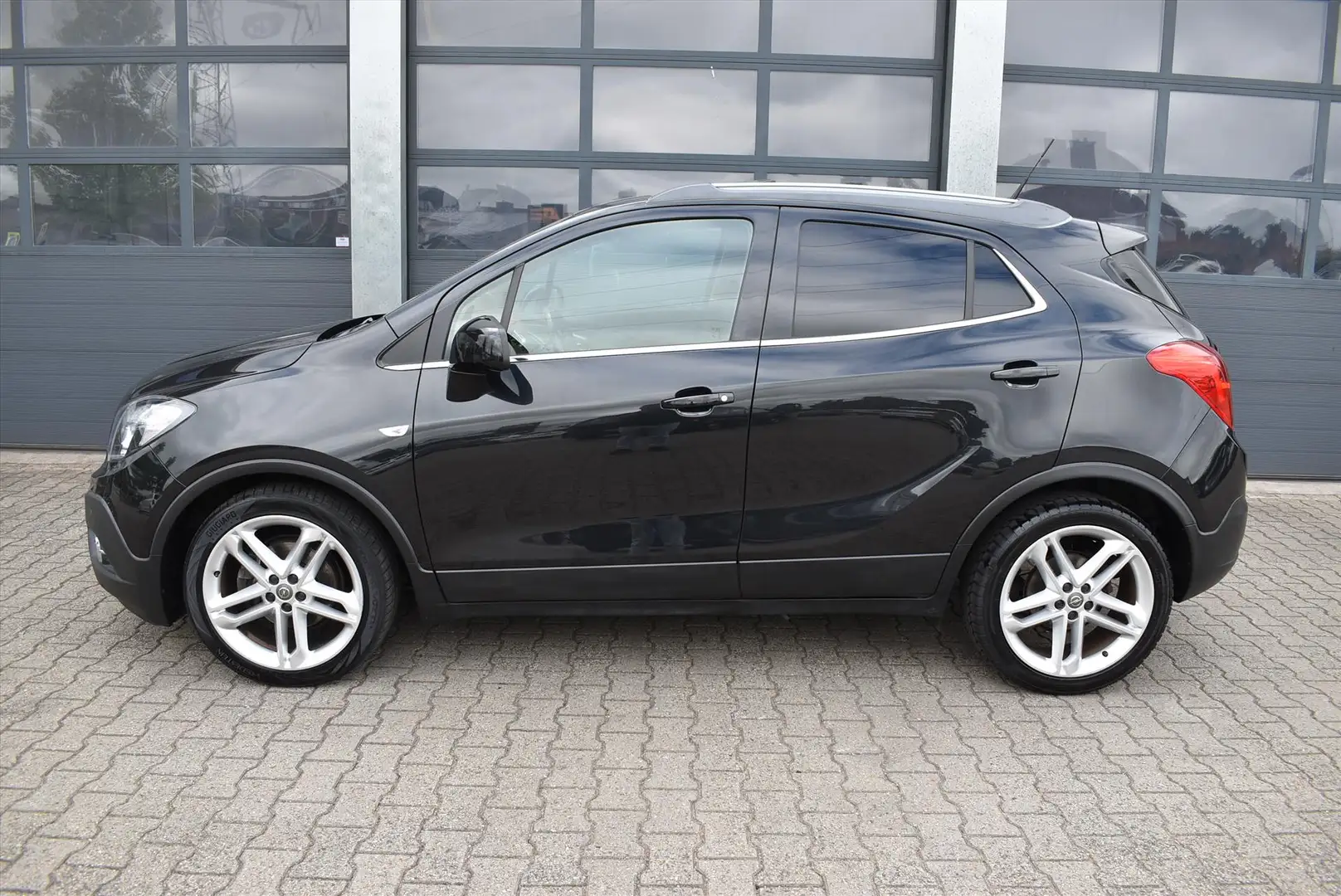 Opel Mokka 1.4 Turbo 140pk Automaat Cosmo Black - 2