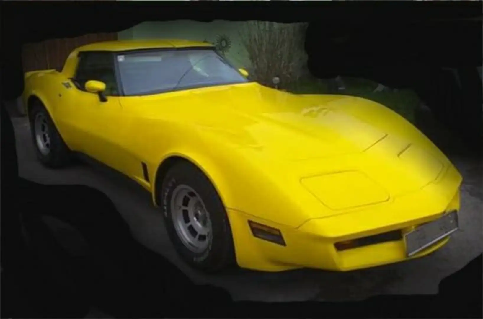 Chevrolet Corvette C 3 Gelb - 1