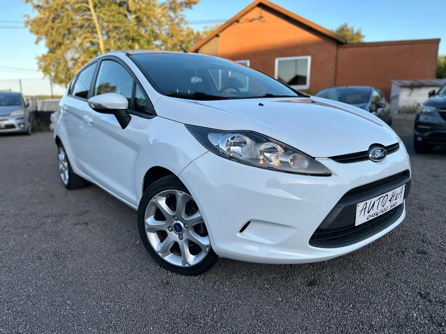 Ford Fiesta Fiesta 1.25i Ambiente Blanc - 1