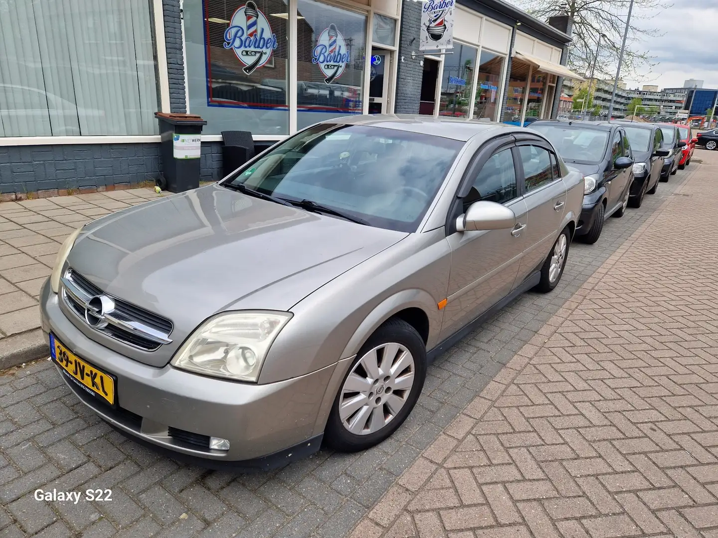 Opel Vectra 1.8 Comfort gas en benzin - 1