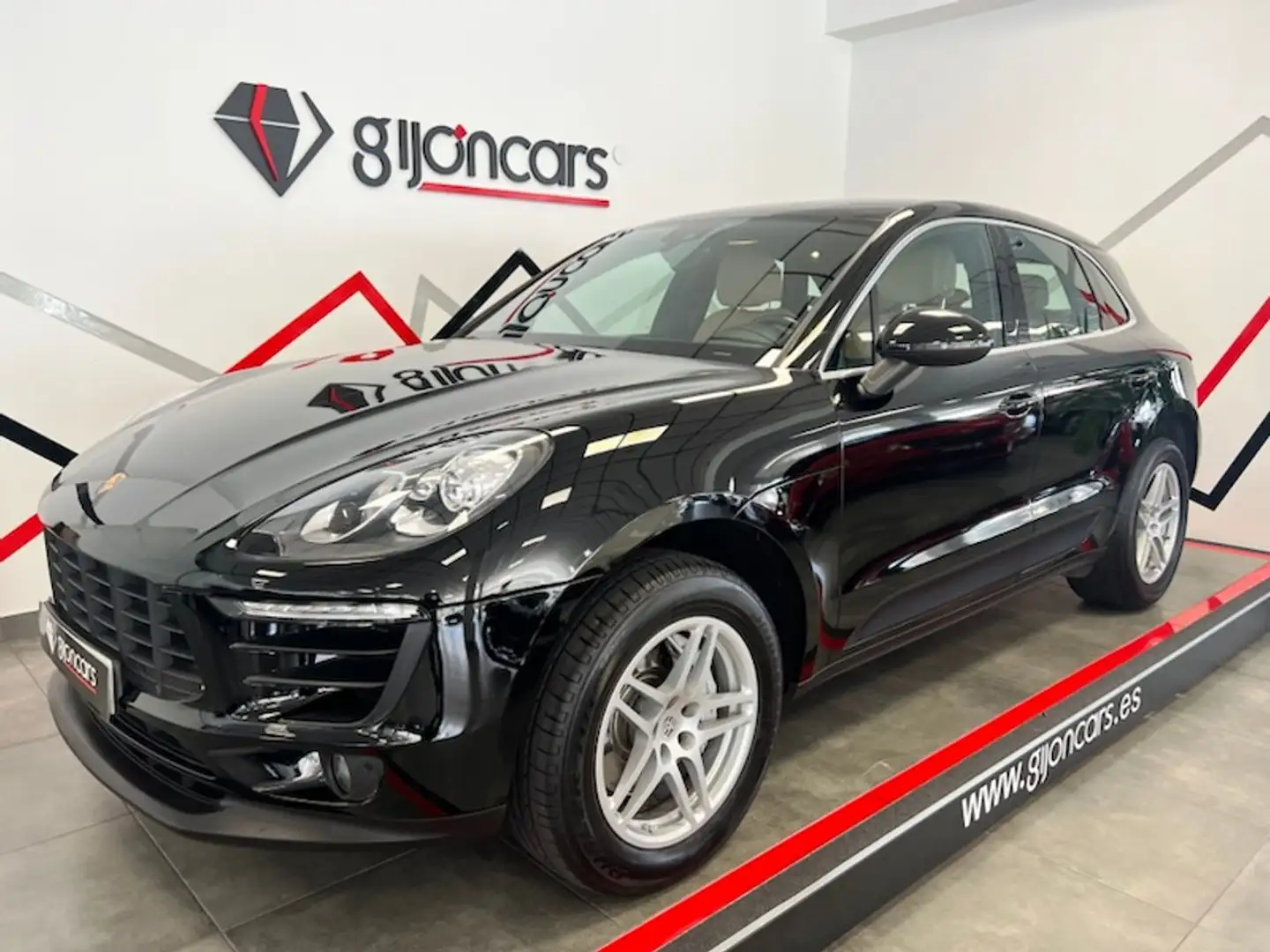Porsche Macan S Diesel (9.75) Aut. Zwart - 1