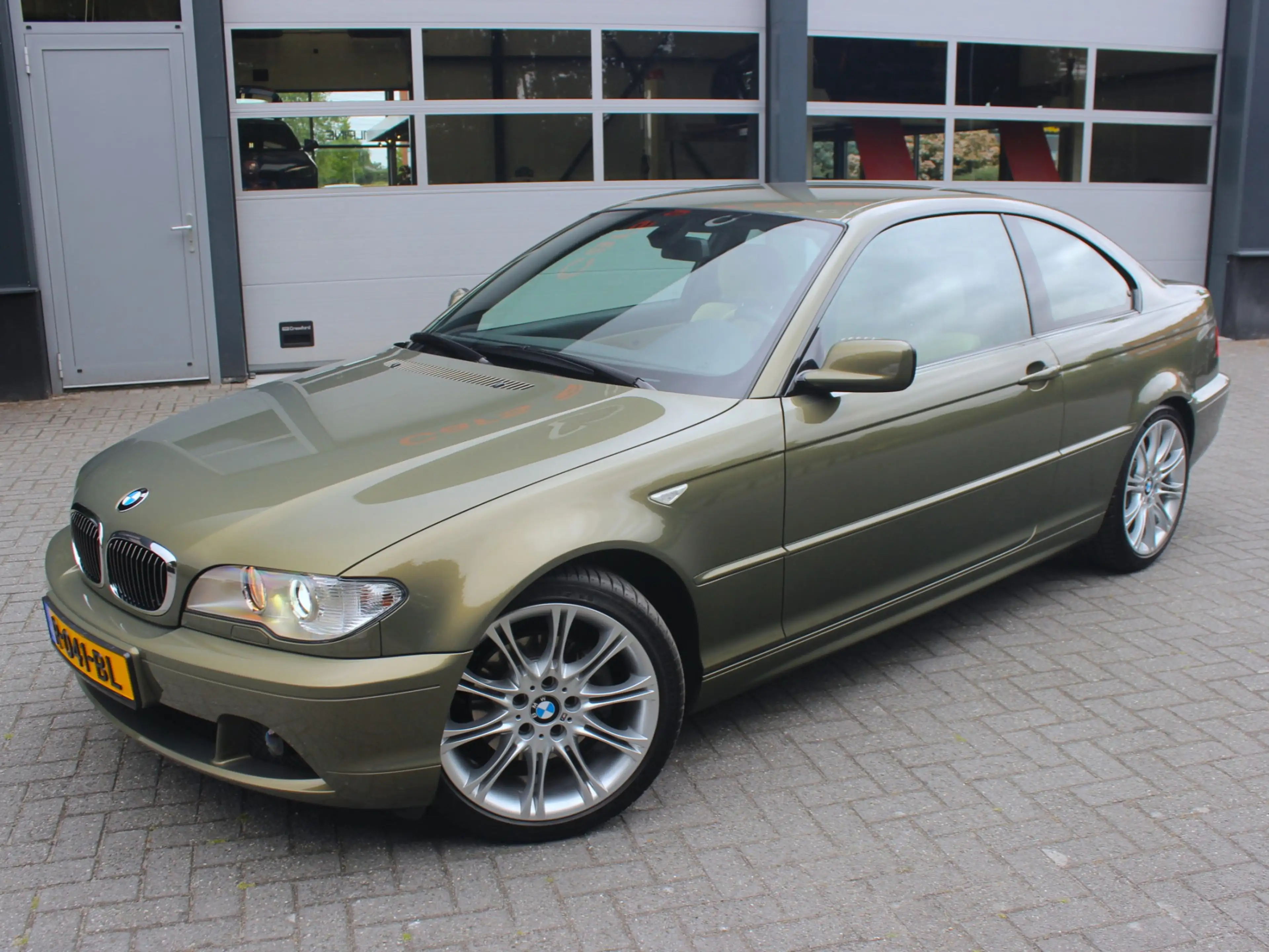 BMW 325 3-serie Coupé 325Ci Individual Special Executive C — photo 2